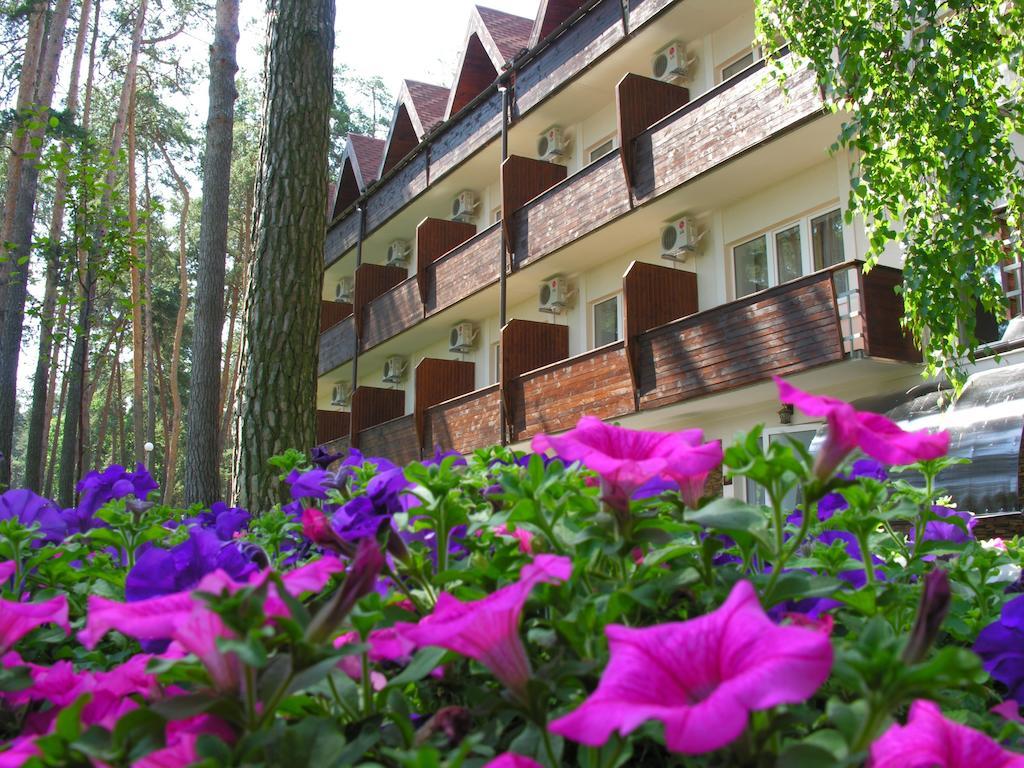 Ukraina Hotel Cherkasy Exterior photo